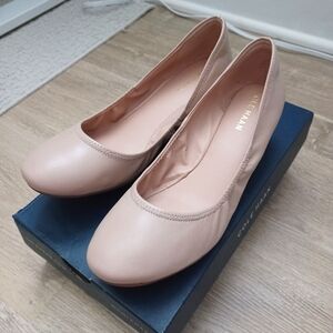 Cole Haan Women's Sloane Wedge Low Heel Nude Sz 7.5 Medium